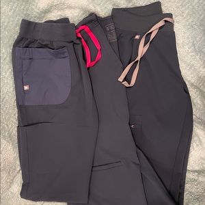 Figs Dark Harbor XS/XXS scrub set